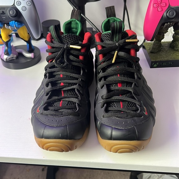 GUCCI FOAMPOSITE - Picture 2 of 6